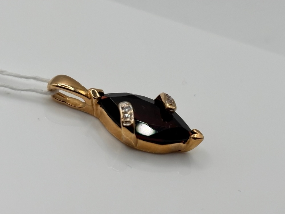 ПОДКМИ585 ПОДВЕСКА С КАМНЯМИ (Au 585)