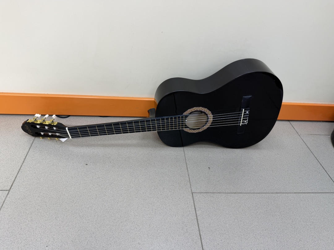 Гитара акустическая Fabio FB3910 BK