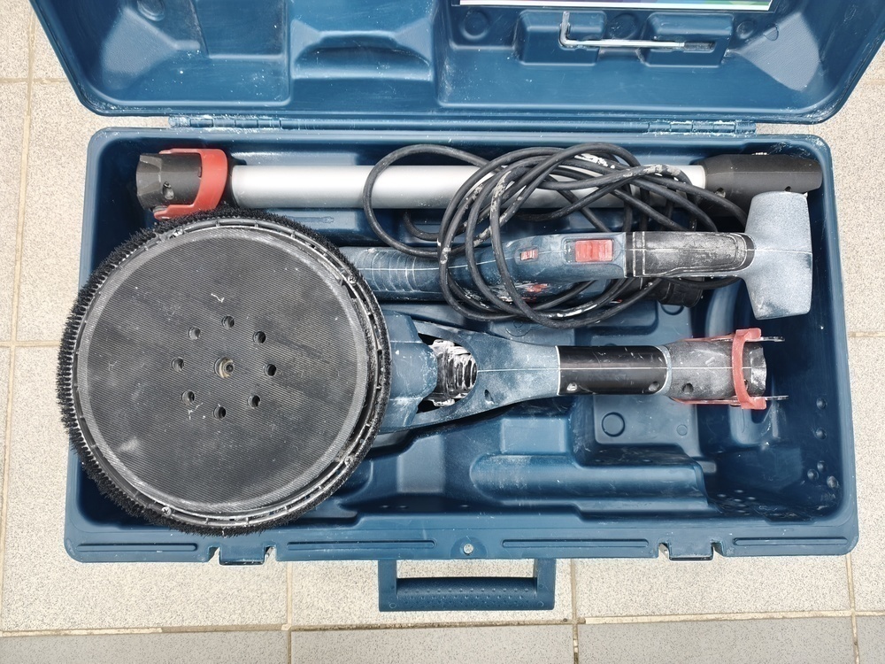 Шлифовальная машина Bosch GTR 550