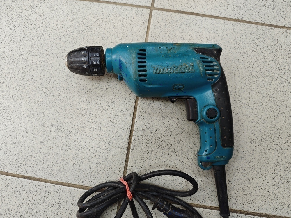 Дрель ударная MAKITA 8413
