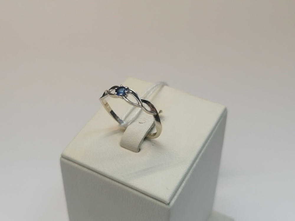 КОЛКМ585 КОЛЬЦО С КАМНЕМ (Au 585)