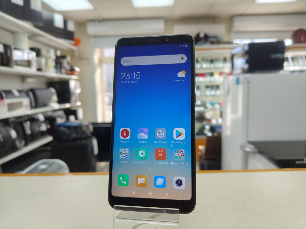 Смартфон Xiaomi Redmi 5 Plus 4/64