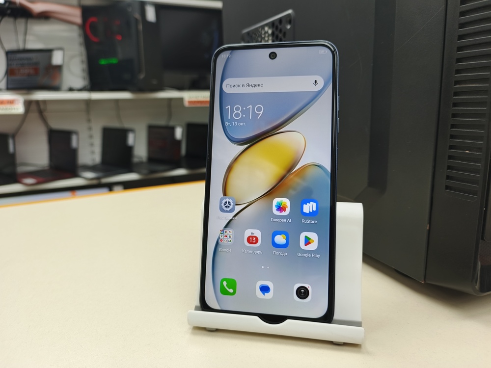Смартфон Tecno Spark GO 1 3/64