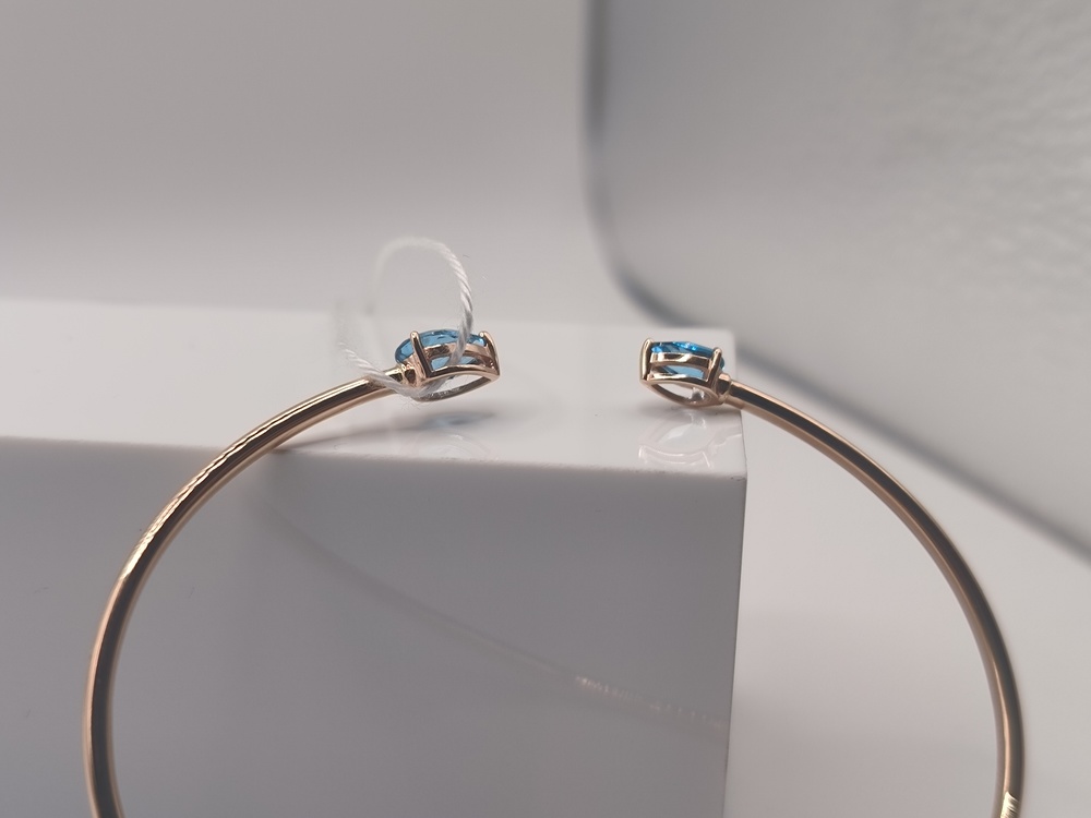 БЖКИ585 БРАСЛЕТ ЖЕСТКИЙ С КАМНЯМИ (Au 585)