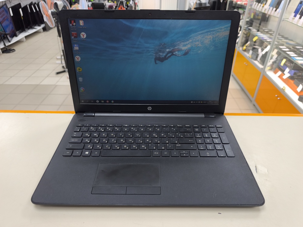 Ноутбук HP 15-rb047ur; E2-9000e, Radeon R2 series, 4 Гб, Нет, 500 Гб
