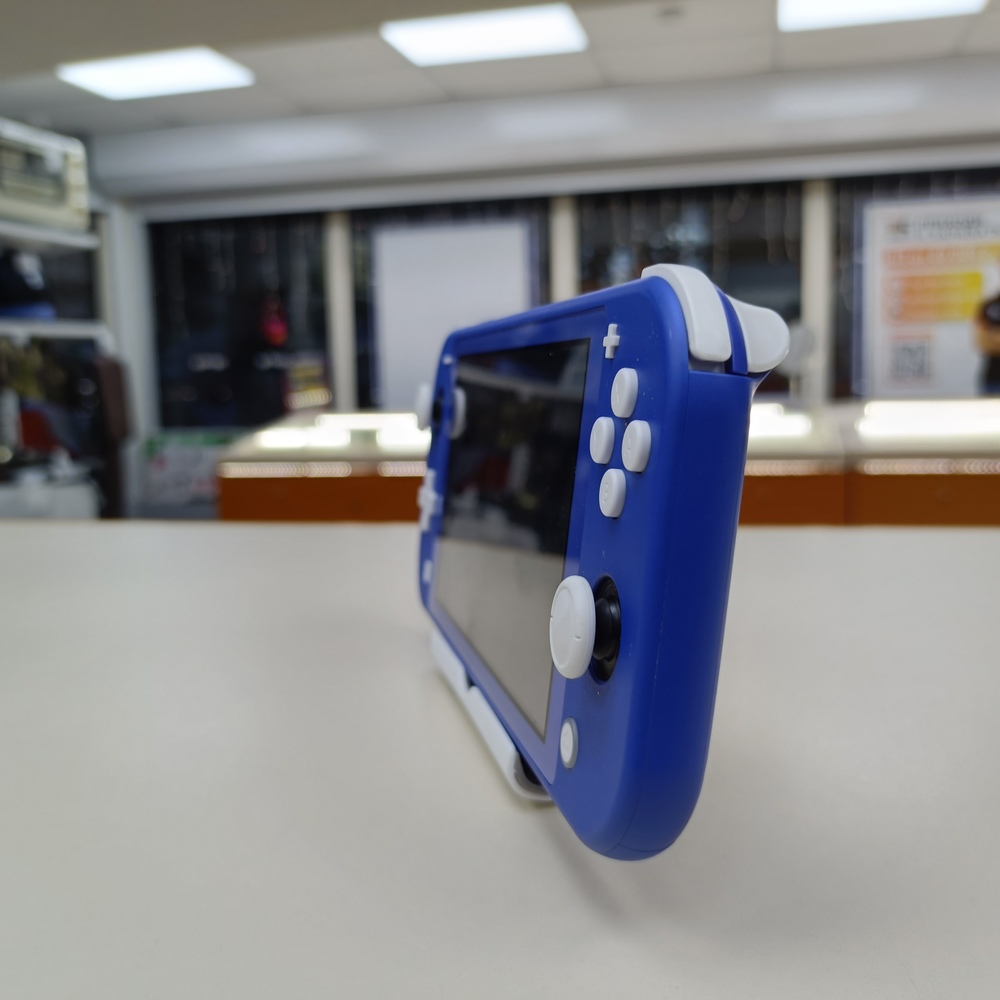 Игровая приставка Nintendo Switch Lite