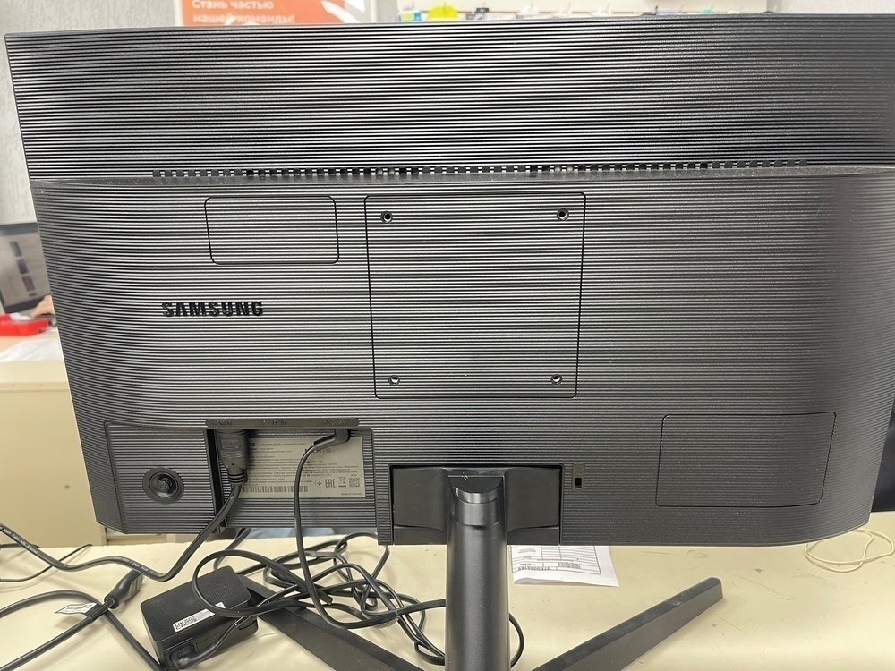 Монитор Samsung F24T350FHI