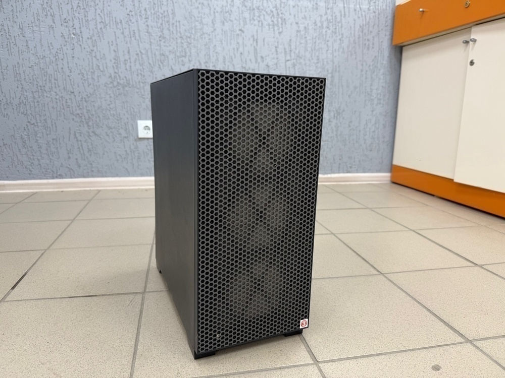 Системный блок Noname; Core i7-11700, Radeon RX 570, 32 Гб, 1 Tb, 500 Гб