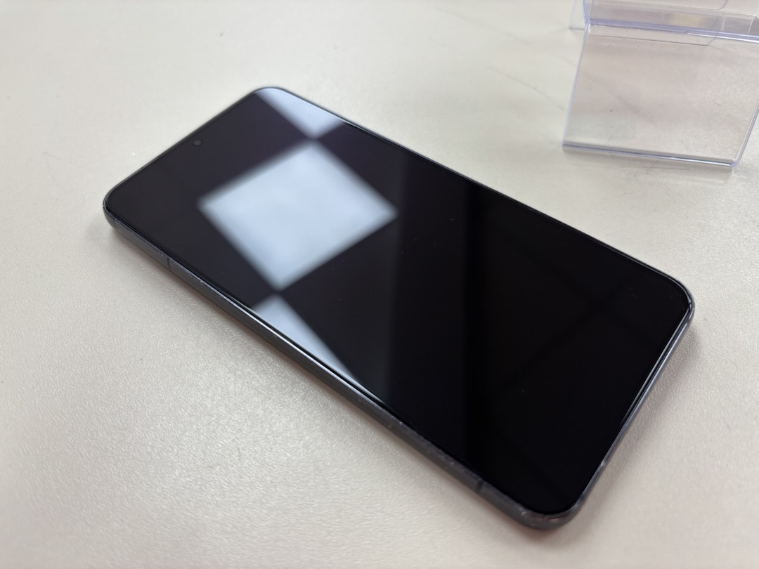 Смартфон Samsung Galaxy S22 8/256