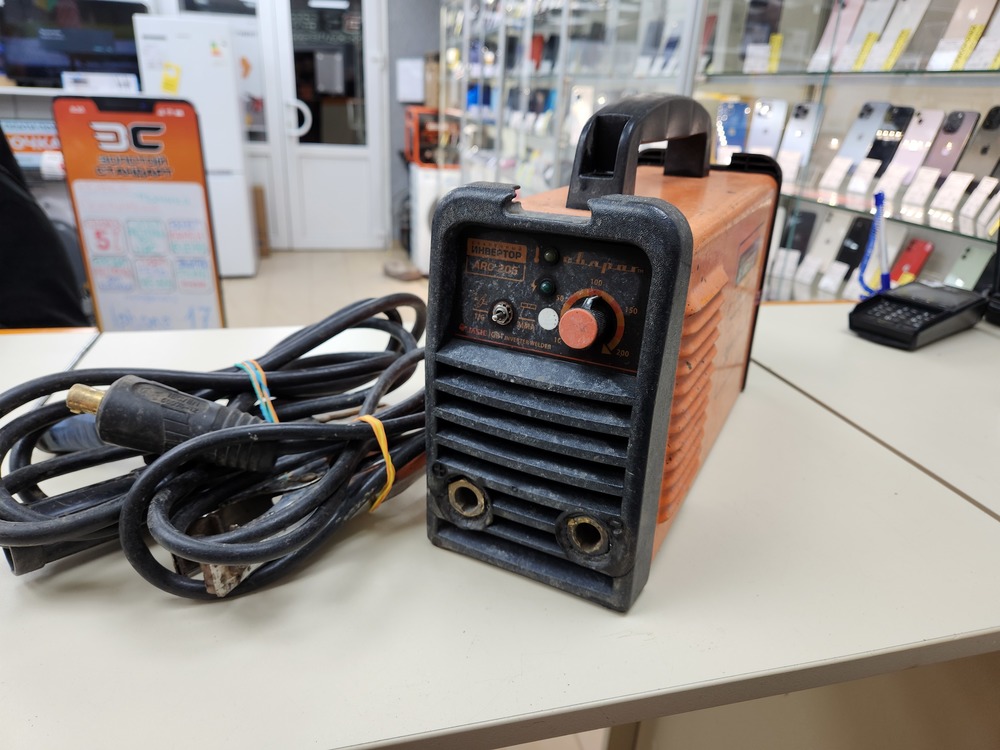 Сварочный аппарат Сварог ARC 205