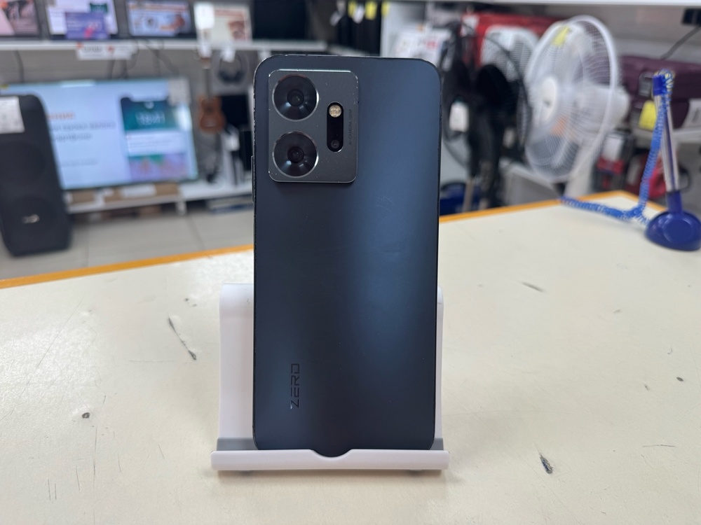 Смартфон Infinix ZERO 30 8/256