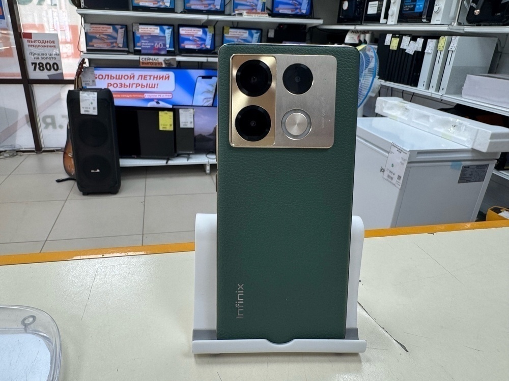 Смартфон Infinix Note 40 Pro 8/256