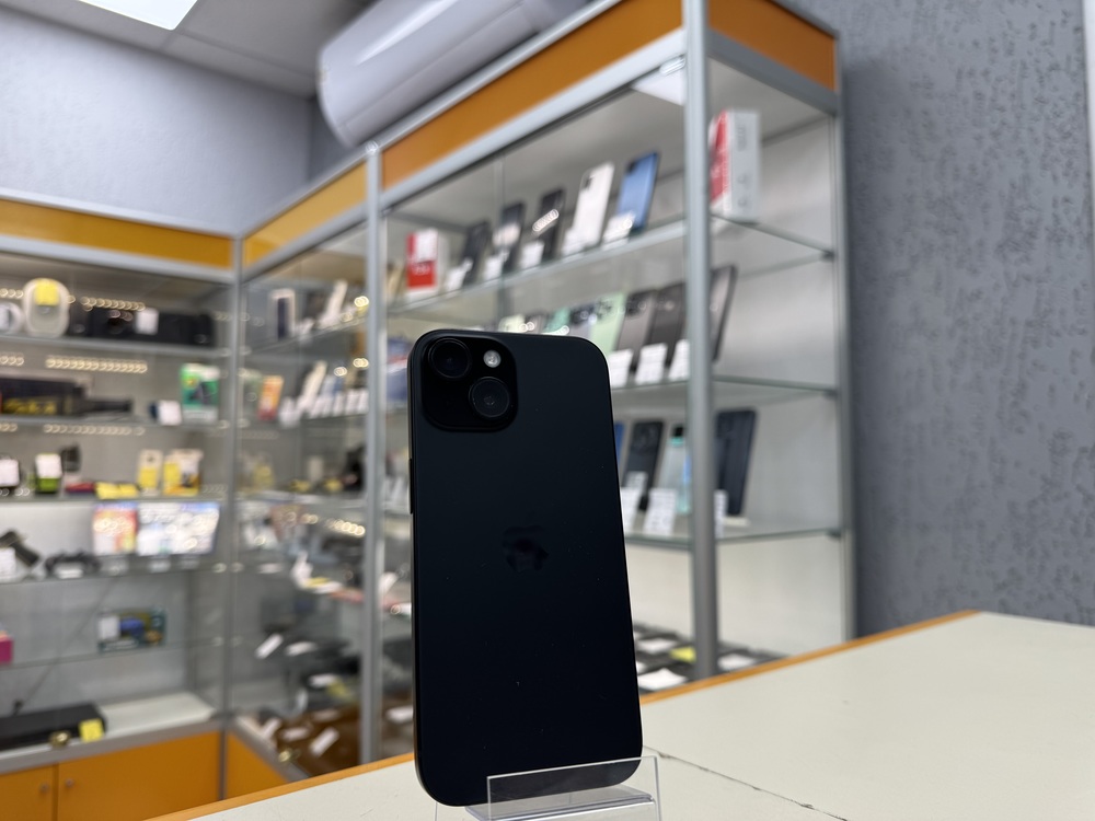 Смартфон Apple Iphone 15 128Gb