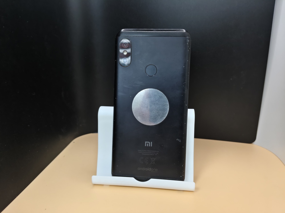 Смартфон Xiaomi Mi A2 Lite 3/32