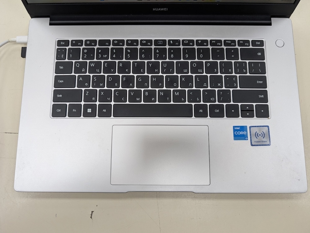 Ноутбук Huawei; Core I3-1115G4,  Intel(R) Graphics, 8 Гб, 256 Гб, Нет
