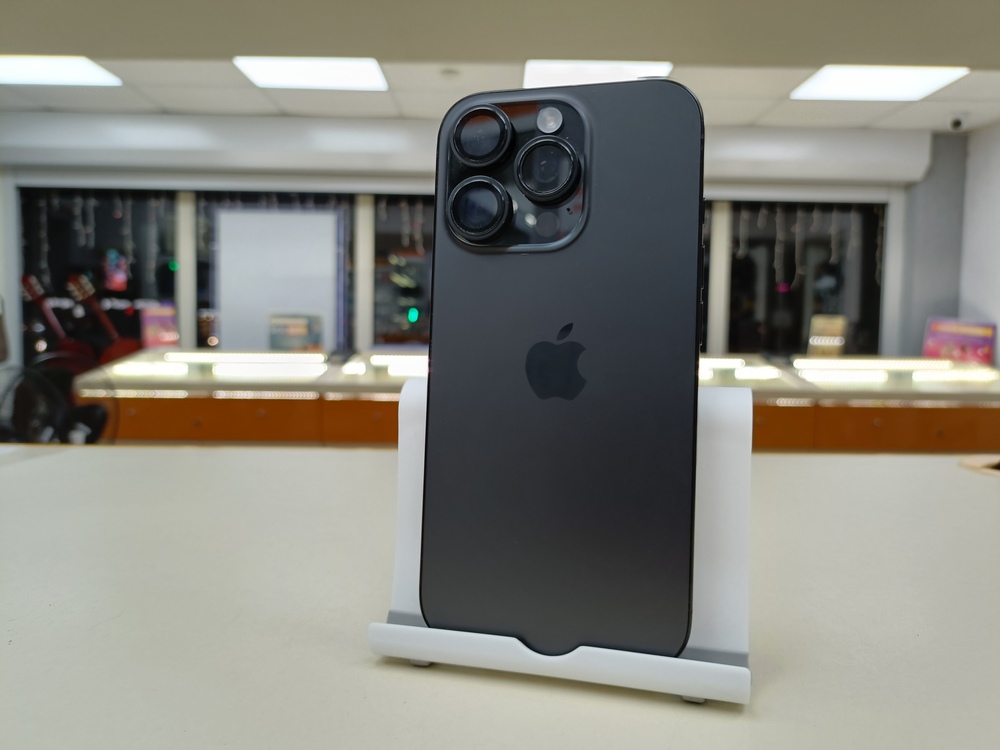 Смартфон Apple Iphone 16 Pro 128Gb