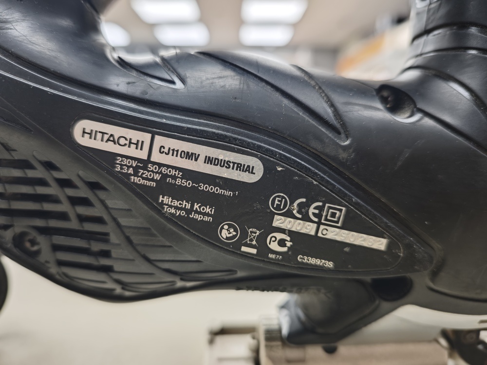 Лобзик Hitachi CJ110MV