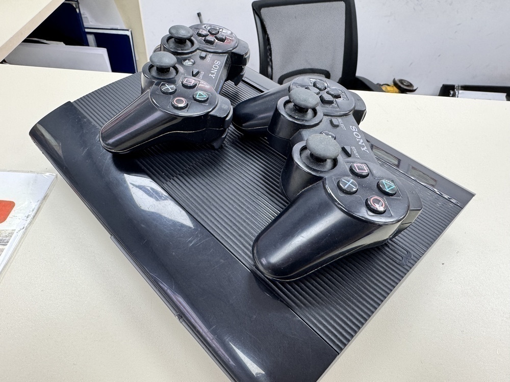 Игровая приставка PlayStation 3 120GB