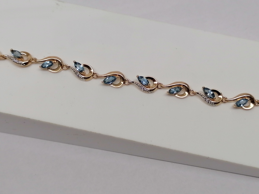 БРАСЛЕТ С КАМНЯМИ (Au 585)