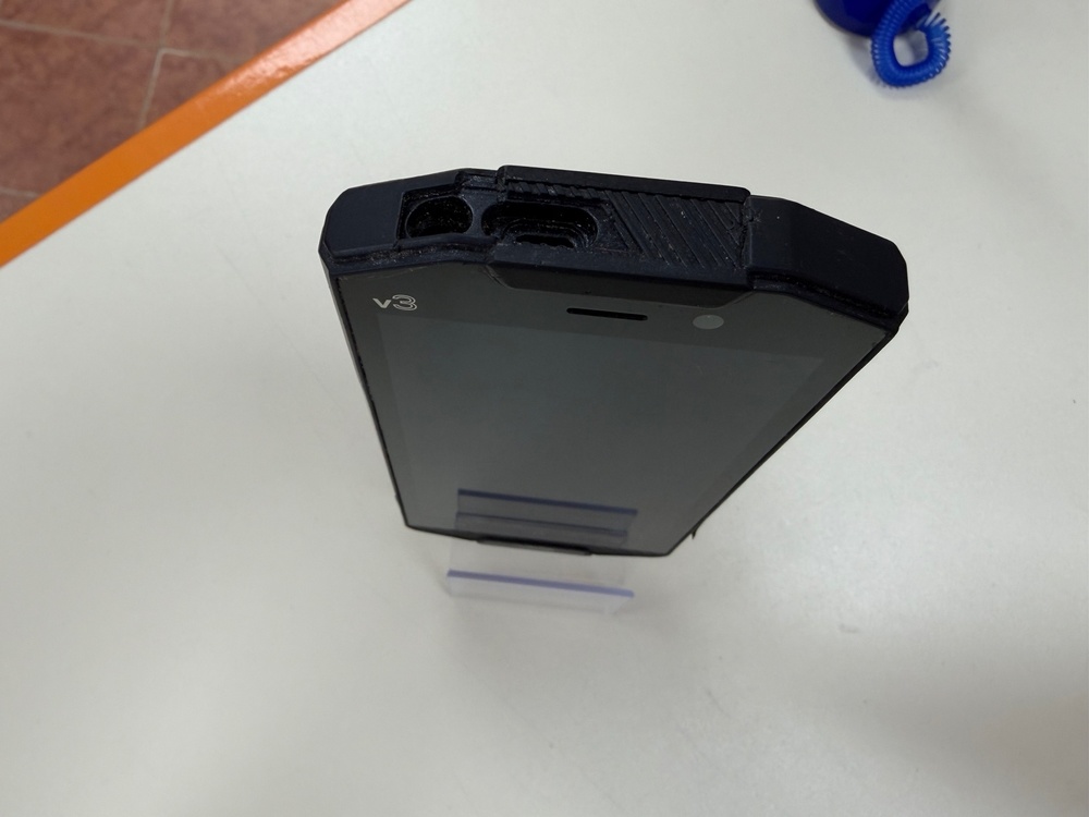 Смартфон Vigor V3