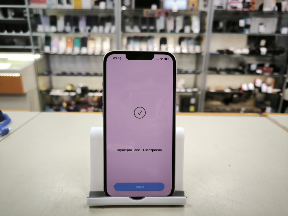 Смартфон Apple iPhone 13 256Gb