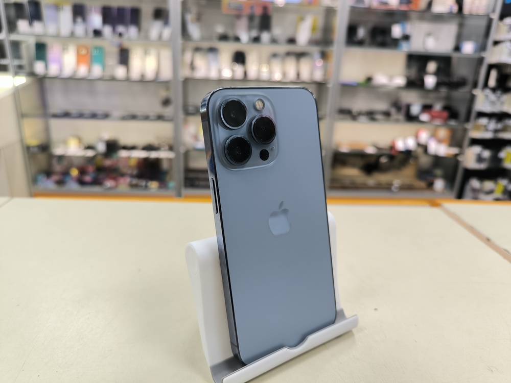 Смартфон Apple iPhone 13 Pro 256Gb