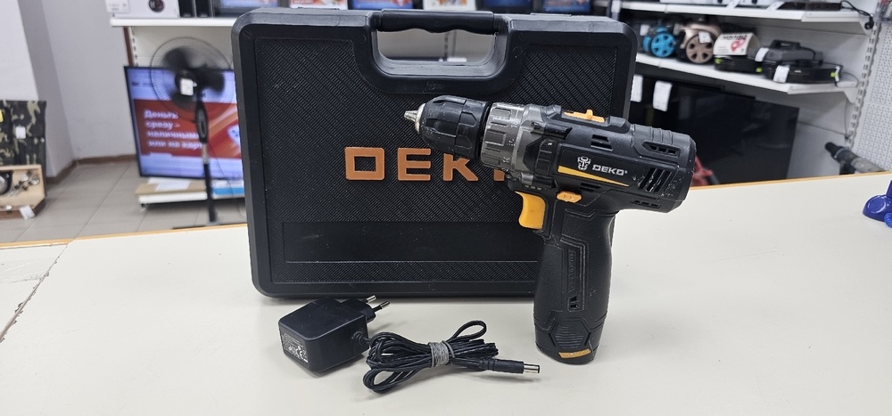 Шуруповерт Deko GCD12DU3