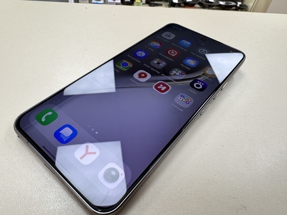 Смартфон Tecno Camon 40 Premier 5G 12/256
