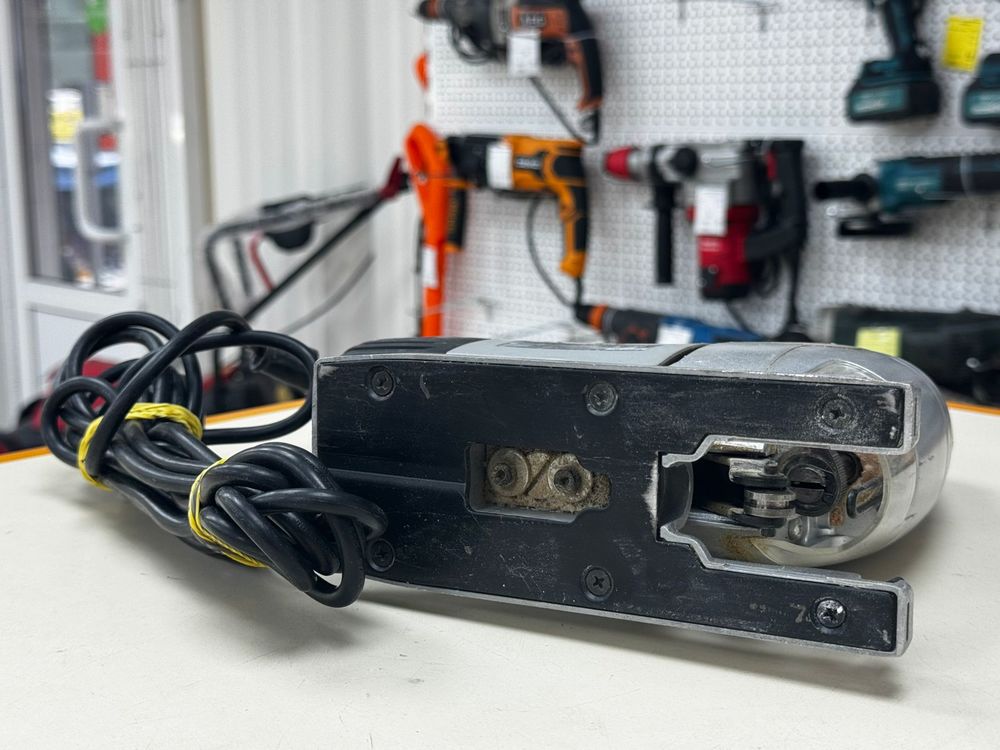 Лобзик Интерскол МП-85/600Э