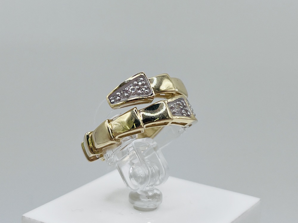 КОЛЬЦО С КАМНЯМИ (Au 585)