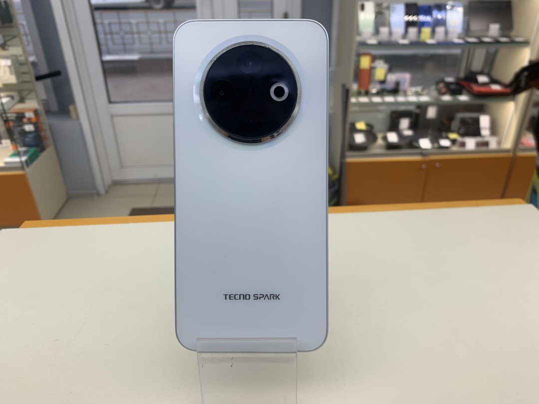 Смартфон Tecno SPARK 30C 4/128