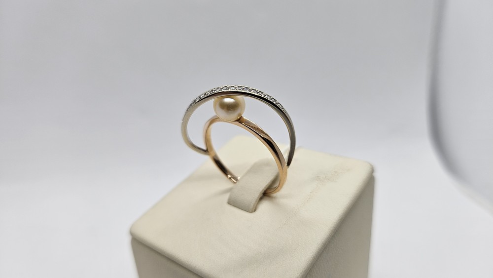 КОЛЬЦО С КАМНЯМИ (Au 585)