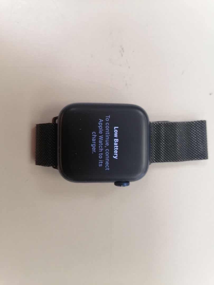 Смарт-часы Apple Watch Series 6 44 мм