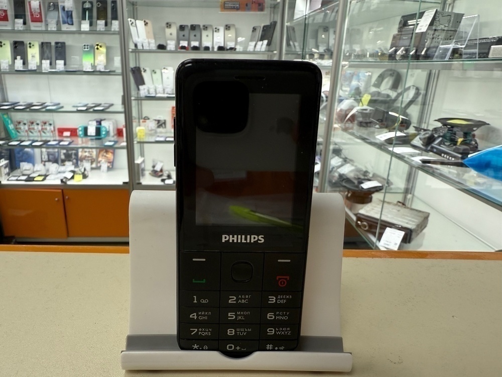 Мобильный телефон Philips E116