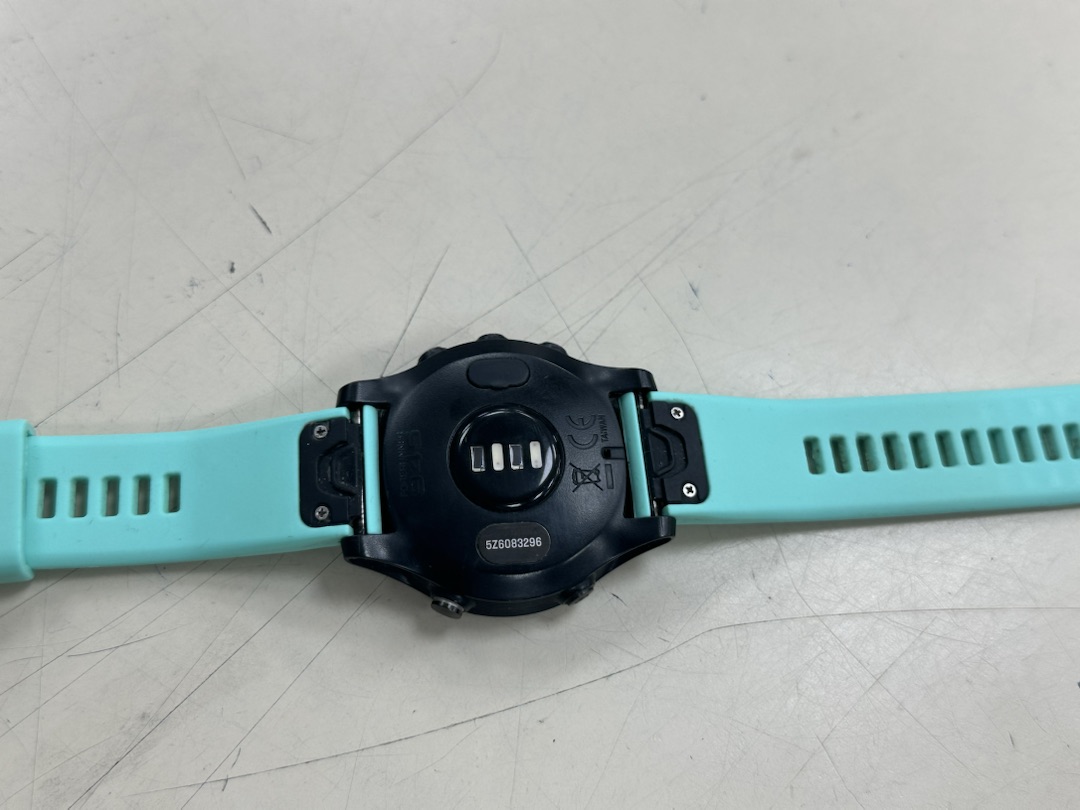 Смарт-часы Garmin Forerunner 745
