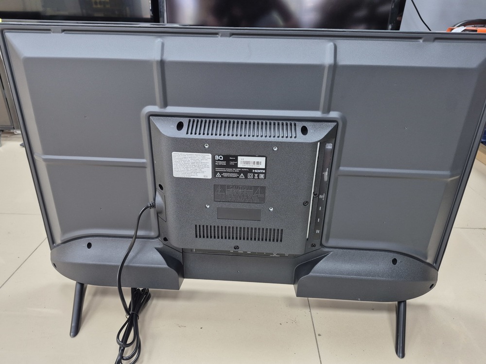 LED Телевизор BQ 32FS34B