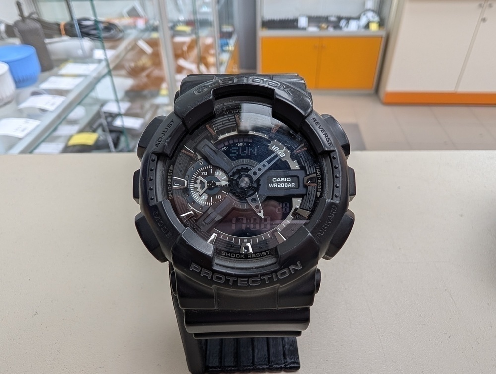 Часы наручные Casio G-SHOCK GA-110