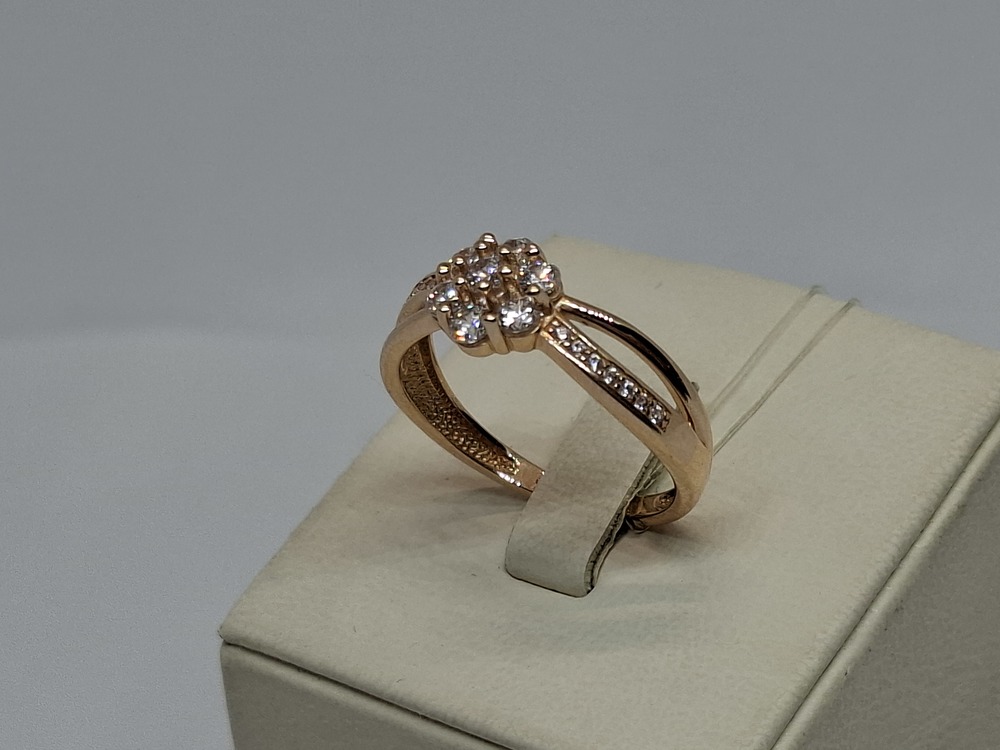 КОЛЬЦО С КАМНЯМИ (Au 585)