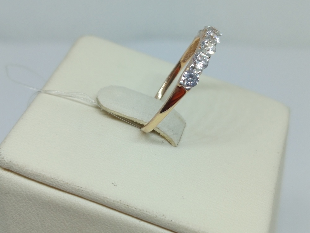 КОЛЬЦО С КАМНЯМИ (Au 585)