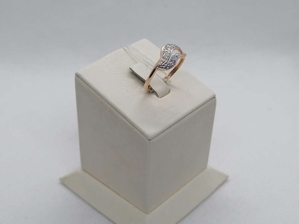 КОЛЬЦО С КАМНЯМИ (Au 585)