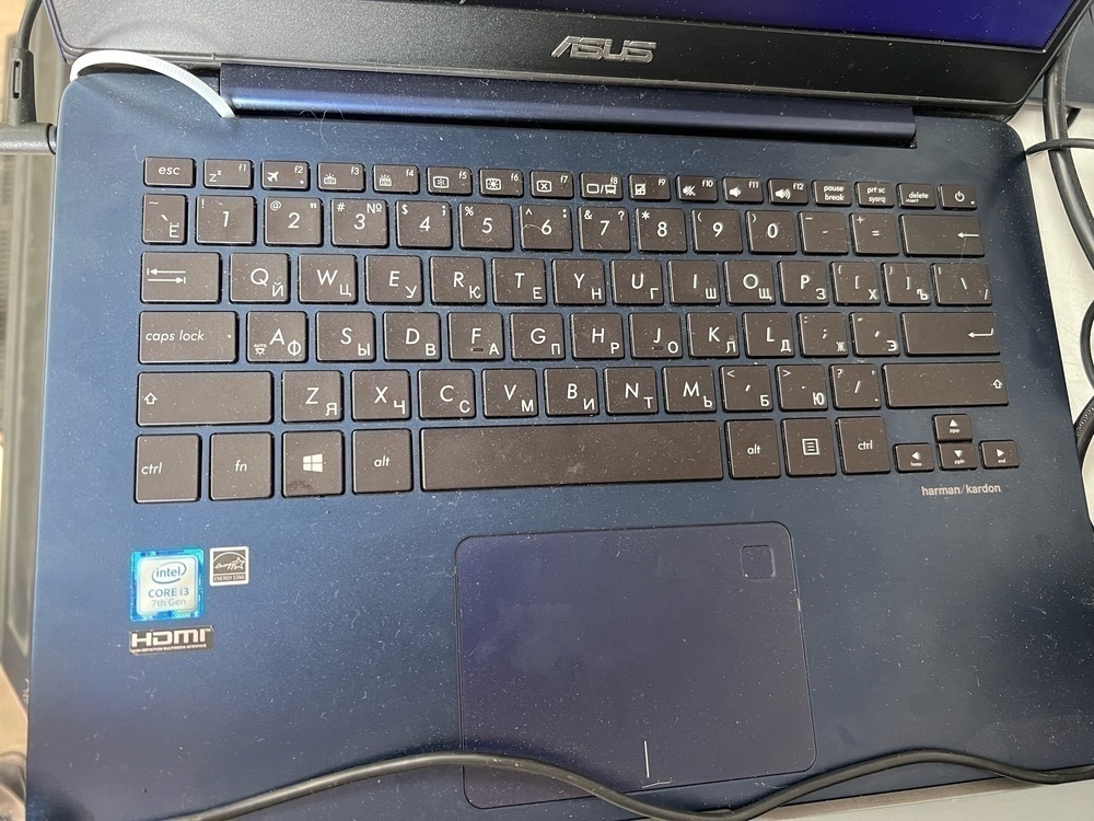 Ноутбук ASUS UX3400U; Core i3-7100U, Intel HD Graphics 620, 4 Гб, 128 Гб, Нет