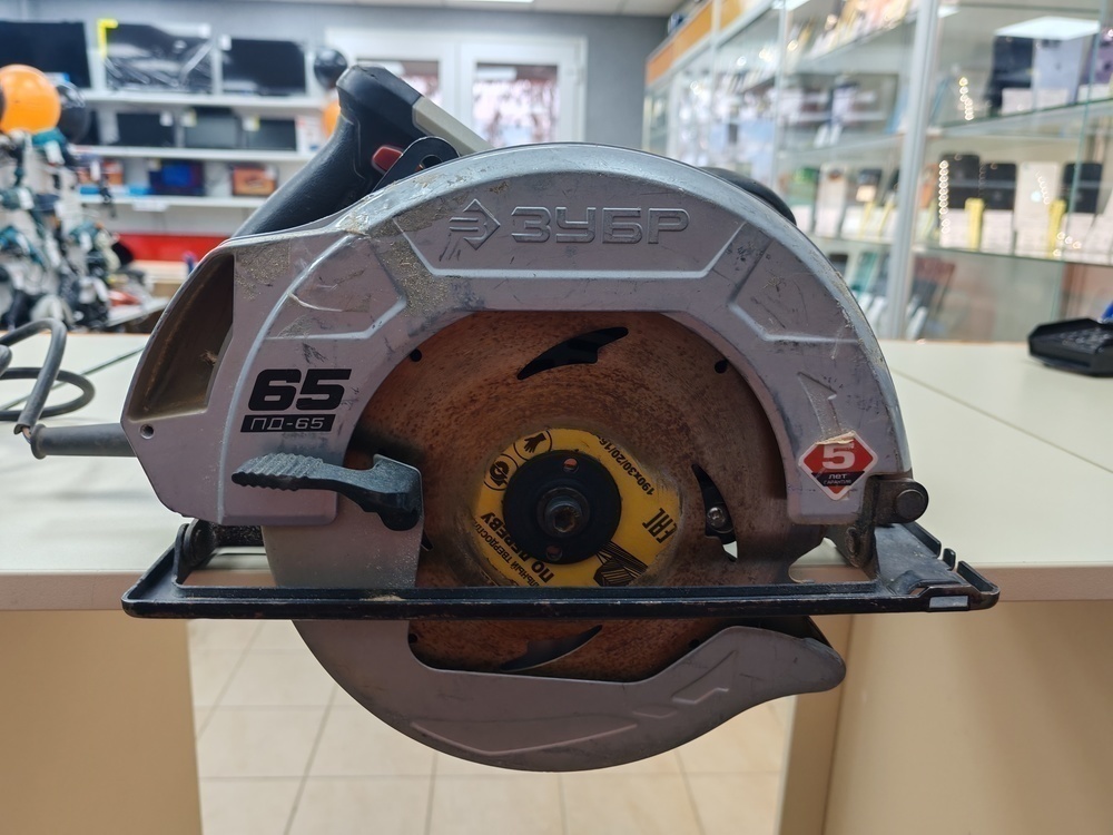 Дисковая пила Зубр ПДП-65
