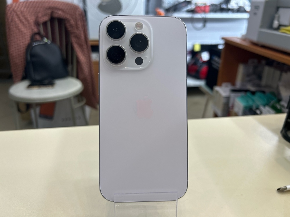 Смартфон Apple Iphone 16 Pro 128Gb