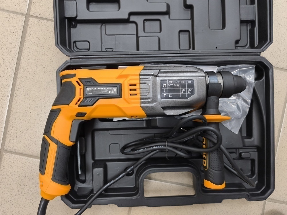Перфоратор Deko DKH1200W