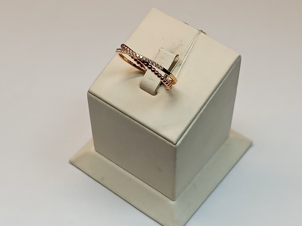 КОЛЬЦО С КАМНЯМИ (Au 585)