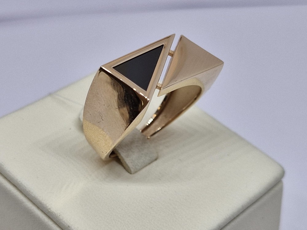 КОЛЬЦО ПЕЧАТКА с камнем (Au 585)