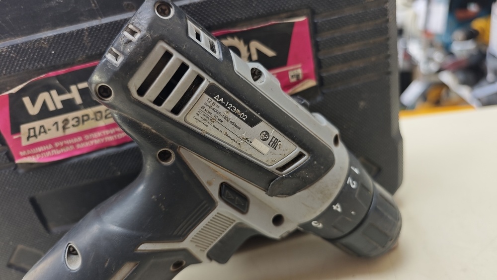 Шуруповерт Elitech ДА 10.8СЛК2