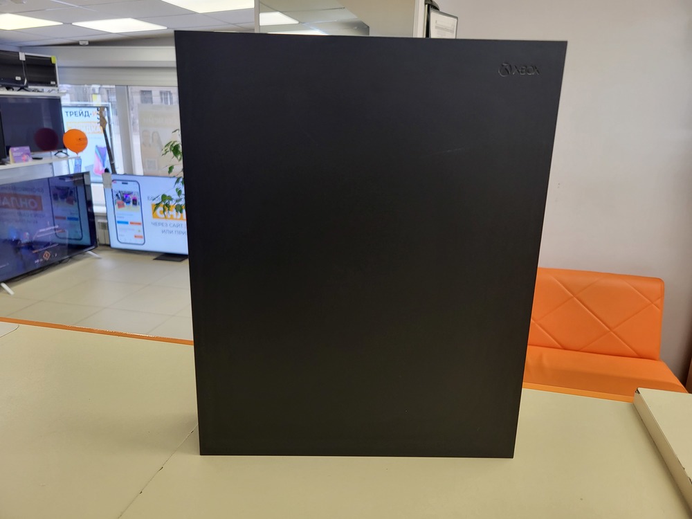 Игровая приставка Xbox One X 1Tb