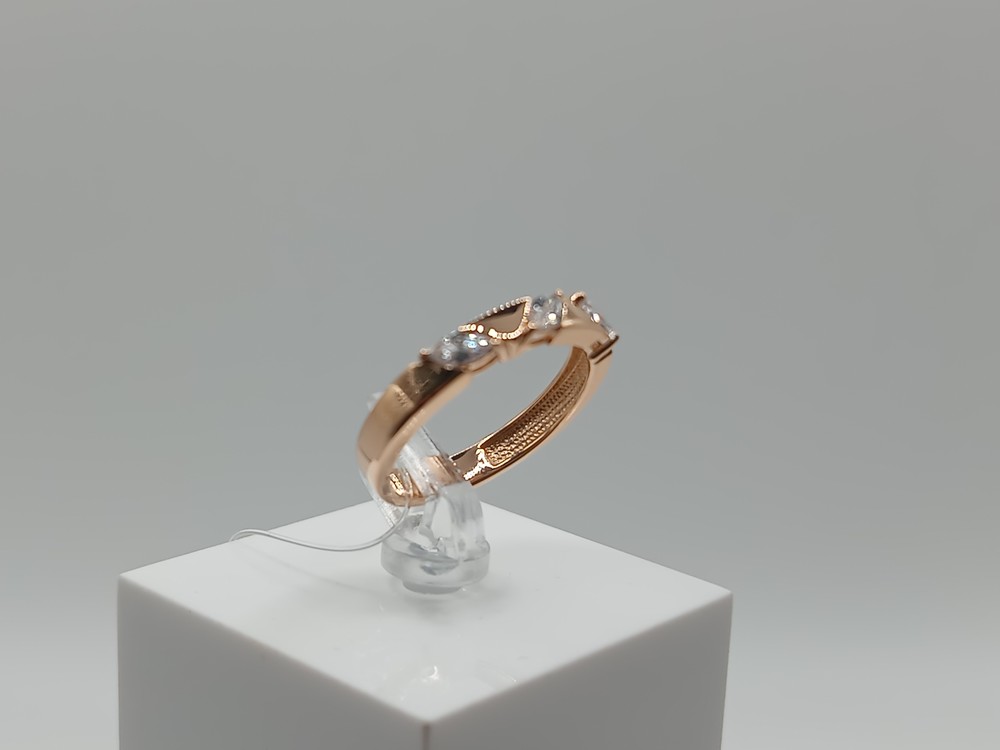 КОЛЬЦО С КАМНЯМИ (Au 585)