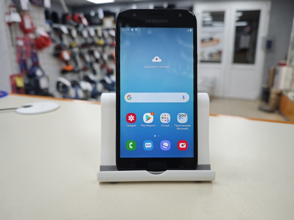 Смартфон Samsung Galaxy J3 (2017) 2/16